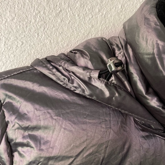 New Andrew Marc Grey Silver Nylon Polyester Duck Down Hooded Puffer Coat size M - Picture 14 of 14